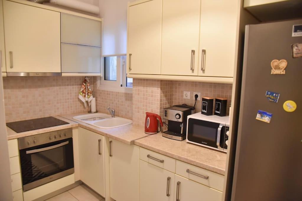 Tiny Treasure Apartment Ateny Zewnętrze zdjęcie