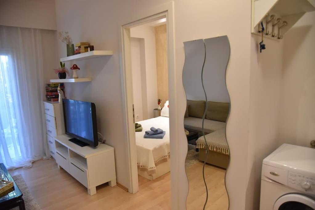 Tiny Treasure Apartment Ateny Zewnętrze zdjęcie
