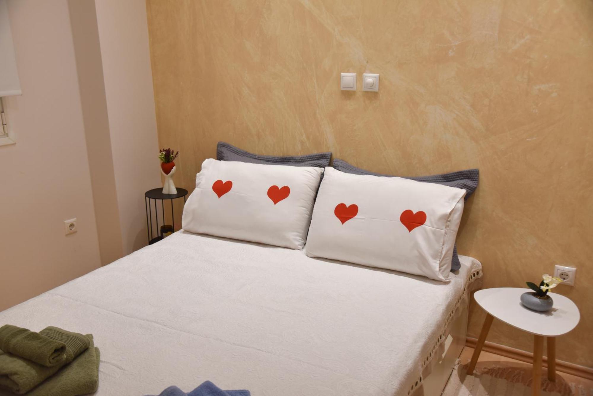 Tiny Treasure Apartment Ateny Zewnętrze zdjęcie